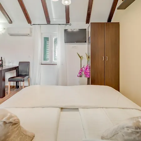 Imperator Guest house