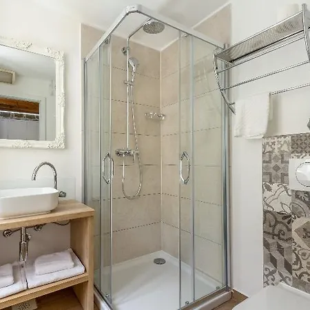 Imperator Guest house 4*