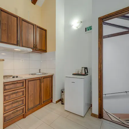 Gostinjska kuća Imperator 4*