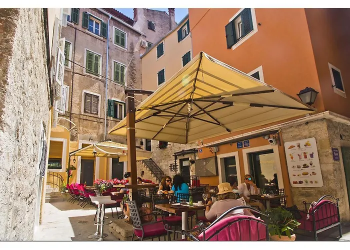 ゲストハウス Imperator 4*