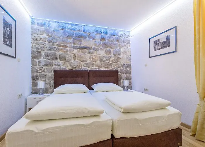 ゲストハウス Imperator スプリト